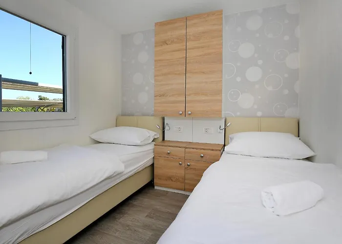 Amazing In With Wifi Vakantiehuis Murter